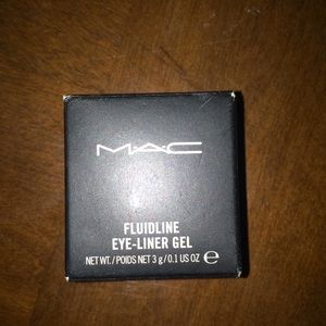 MAC Fluidline Eye-Liner Gel